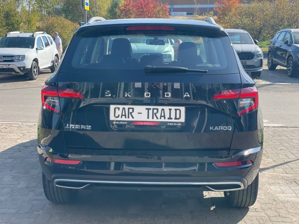 skoda-karoq-14-l-2025-g-big-5