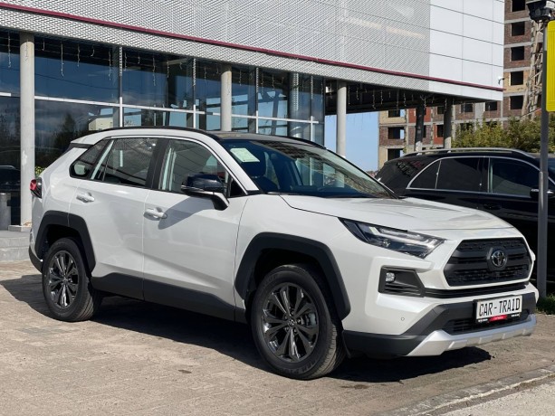 toyota-rav4-20-l-2025-g-big-3