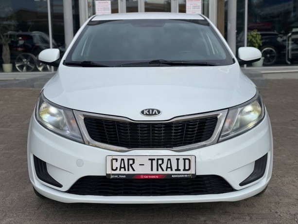 kia-rio-14-l-2014-g-big-2