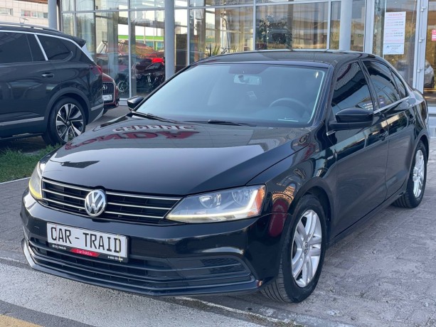 volkswagen-jetta-14-l-2017-g-big-1