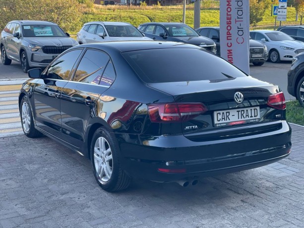 volkswagen-jetta-14-l-2017-g-big-6