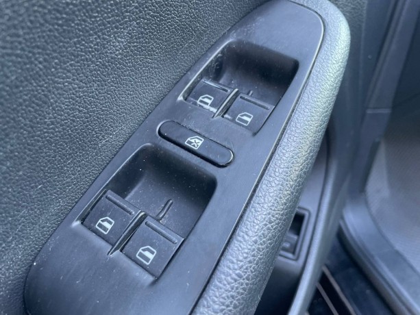 volkswagen-jetta-14-l-2017-g-big-7