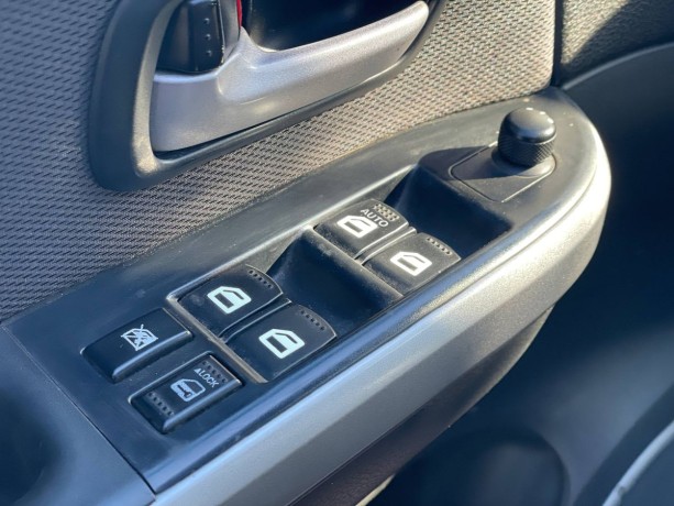 suzuki-grand-vitara-24-l-2011-g-big-9