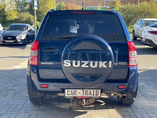 suzuki-grand-vitara-24-l-2011-g-big-5