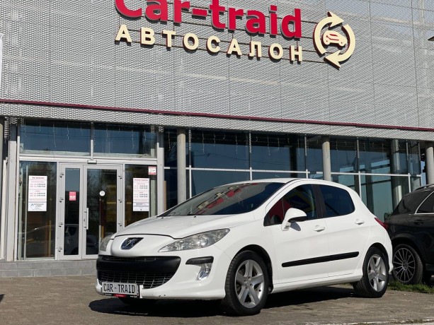 peugeot-308-16-l-2011-g-big-0