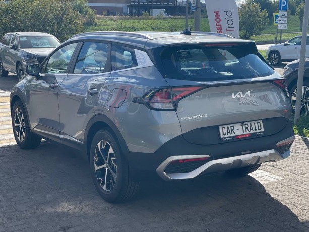 kia-sportage-20-l-2025-g-big-6