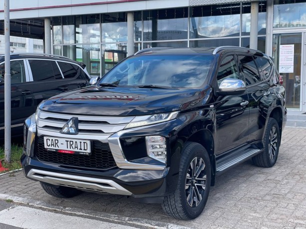 mitsubishi-montero-sport-3-l-2021-g-big-1