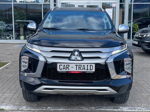 mitsubishi-montero-sport-3-l-2021-g-big-2