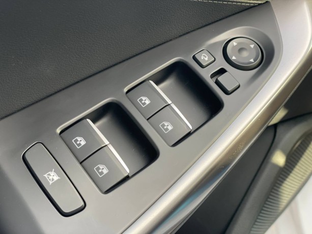 hyundai-lafesta-15-l-2025-g-big-9