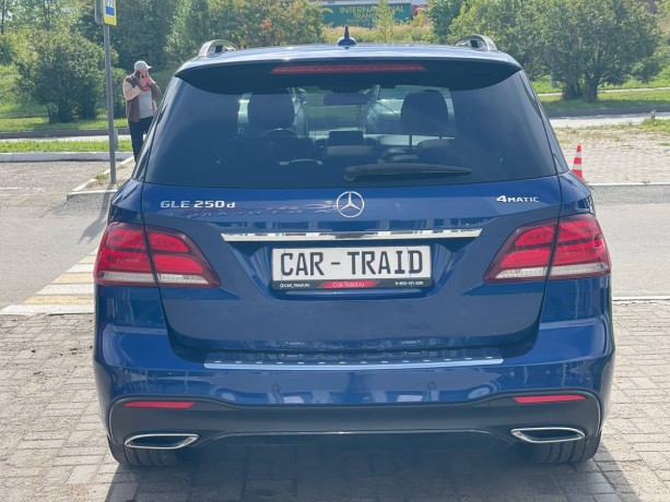 mercedes-benz-gle-21-l-2018-g-big-5