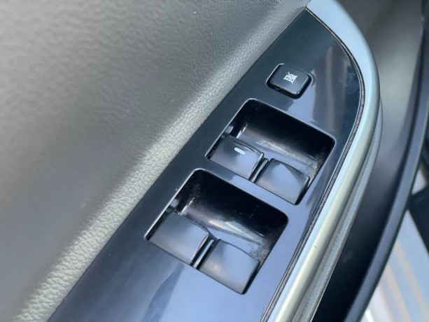 mitsubishi-l200-24-l-2017-g-big-7