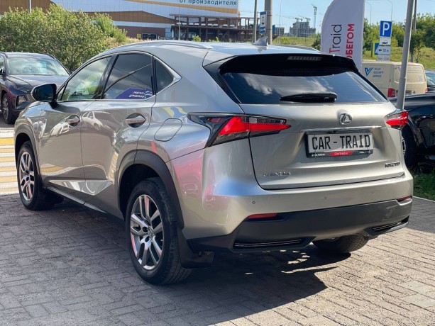 lexus-nx-20-l-2016-g-big-6