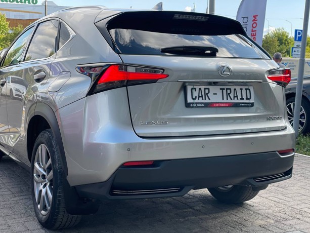 lexus-nx-20-l-2016-g-big-8