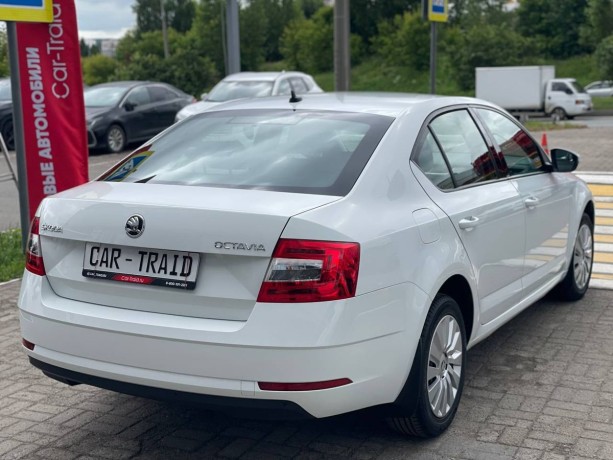 skoda-octavia-14-l-2019-g-big-4