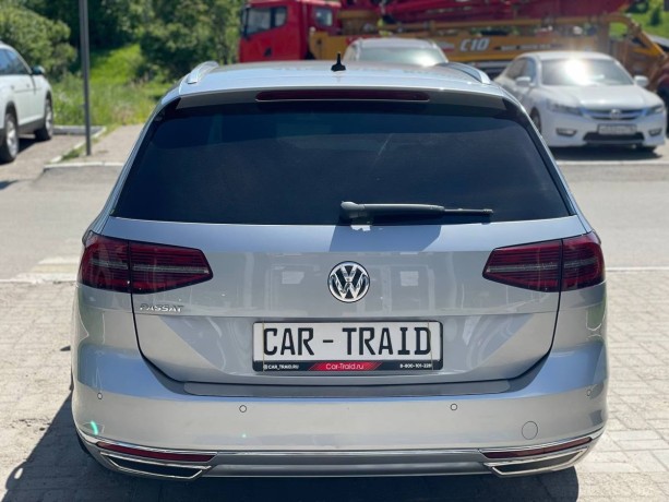 volkswagen-passat-20-l-2018-g-big-5