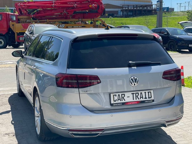 volkswagen-passat-20-l-2018-g-big-6