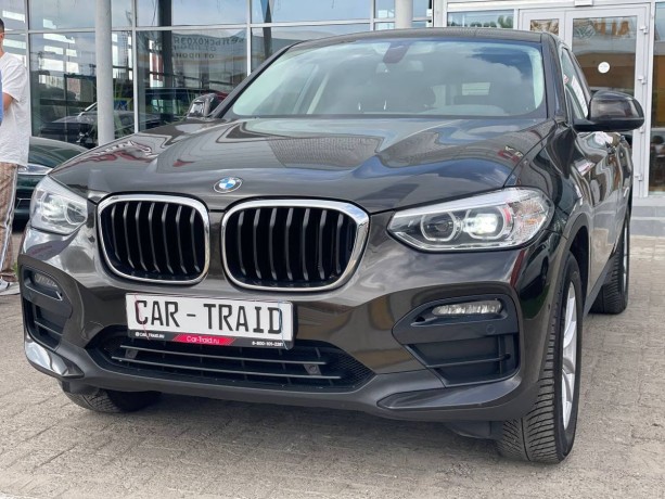 bmw-x4-20-l-2020-g-big-1