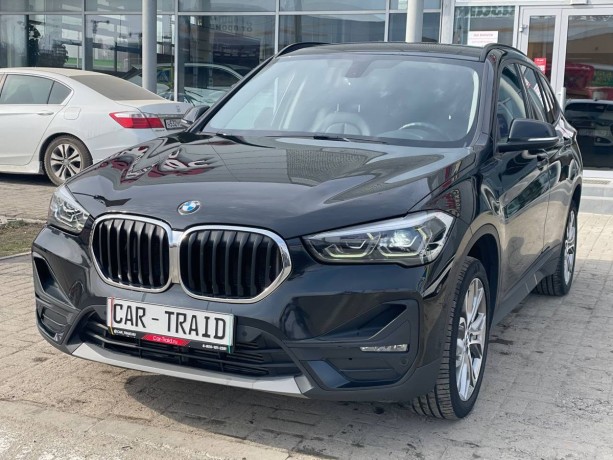 bmw-x1-20-l-2021-g-big-1