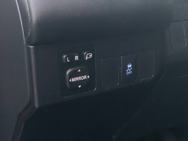 toyota-rav4-20-l-2015-g-big-9