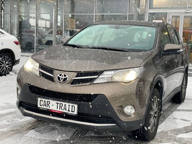 toyota-rav4-20-l-2015-g-big-1