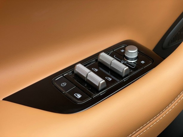 geely-atlas-15-l-2025-g-big-7