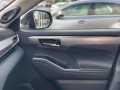 toyota-highlander-20-l-2025-g-small-9