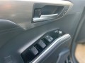 toyota-highlander-20-l-2025-g-small-7