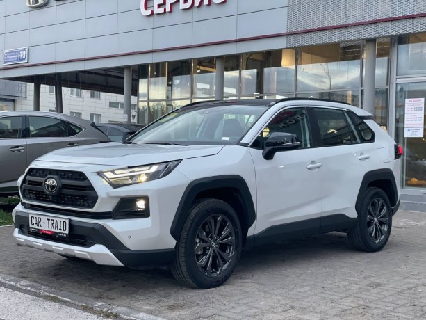toyota-rav4-20-l-2025-g-big-1