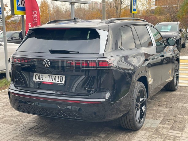 volkswagen-teramont-20-l-2025-g-big-4