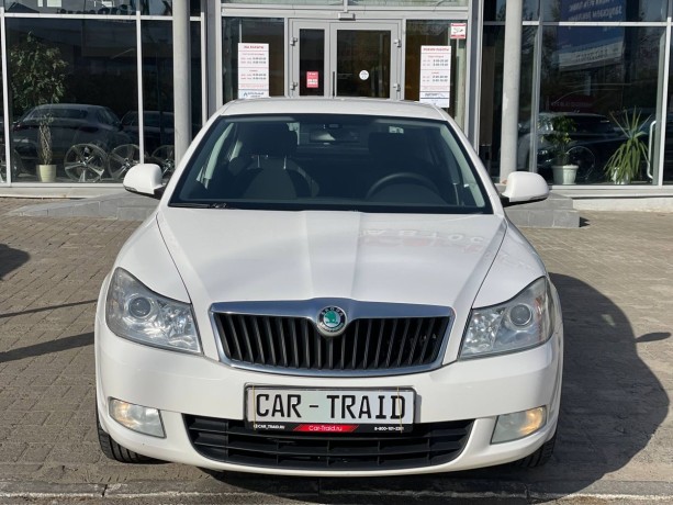 skoda-octavia-14-l-2012-g-big-2