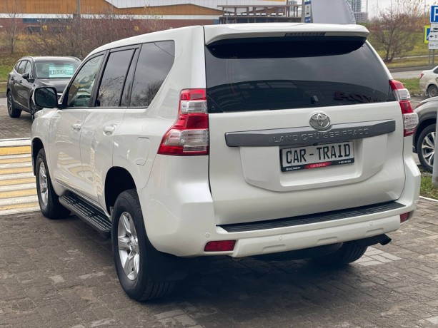 toyota-land-cruiser-prado-3-l-2014-g-big-6