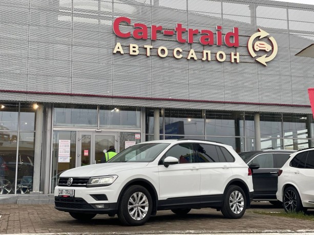 volkswagen-tiguan-14-l-2020-g-big-0