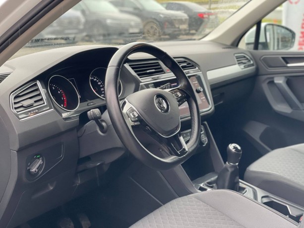volkswagen-tiguan-14-l-2020-g-big-9