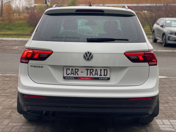 volkswagen-tiguan-14-l-2020-g-big-5
