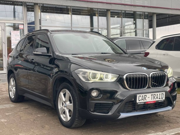 bmw-x1-20-l-2015-g-big-3