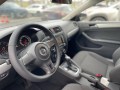 volkswagen-jetta-16-l-2012-g-small-9