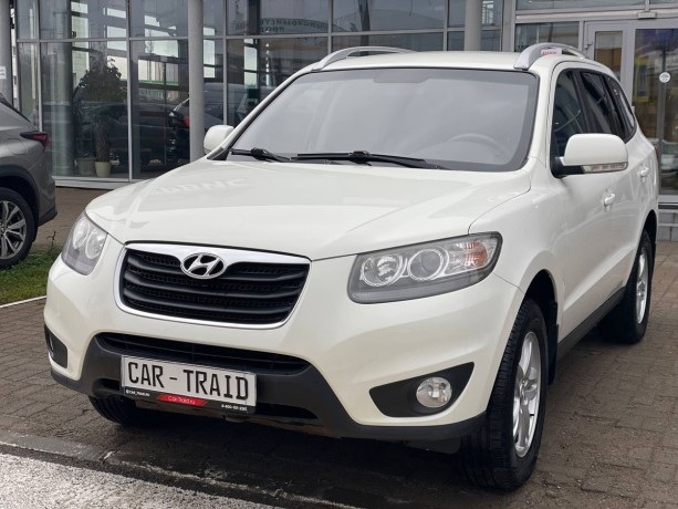 hyundai-santa-fe-24-l-2011-g-big-1