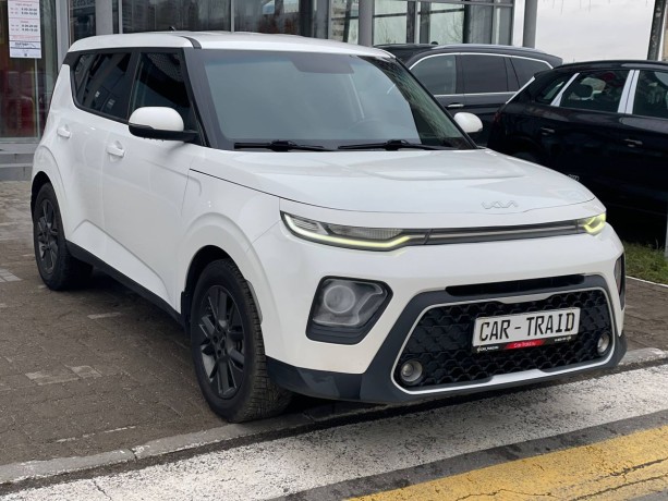 kia-soul-16-l-2021-g-big-3