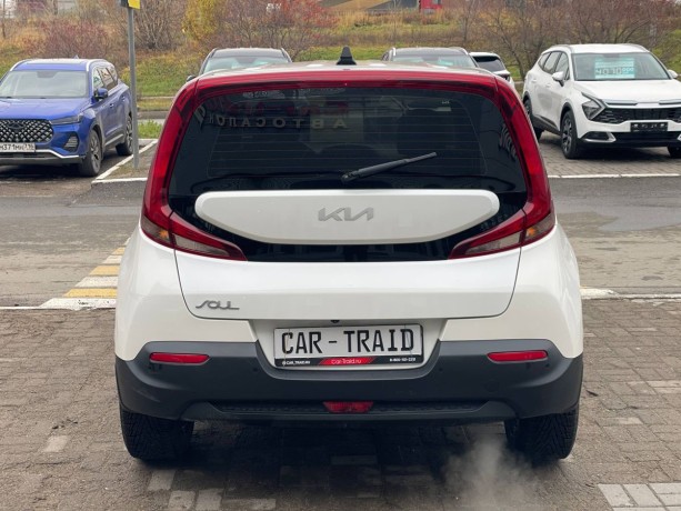 kia-soul-16-l-2021-g-big-5