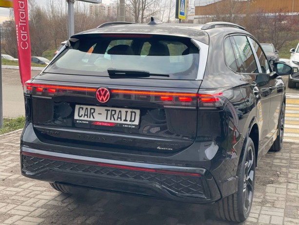 volkswagen-tiguan-20-l-2025-g-big-4