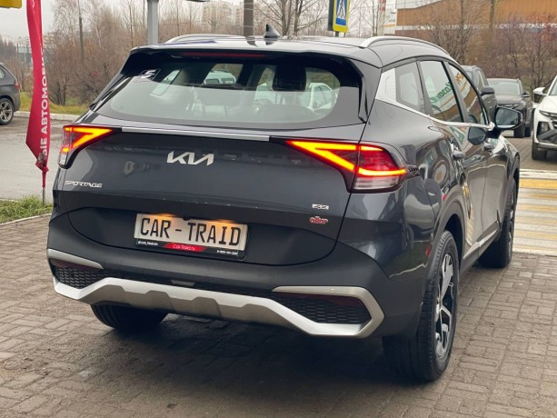 kia-sportage-20-l-2025-g-big-4