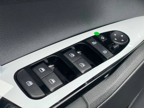 kia-sportage-20-l-2025-g-big-7