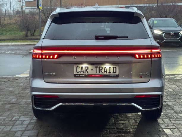 geely-monjaro-20-l-2024-g-big-5