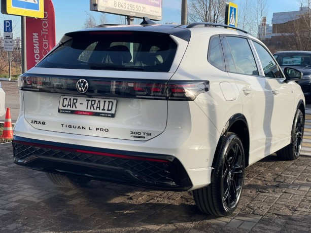 volkswagen-tiguan-20-l-2025-g-big-4