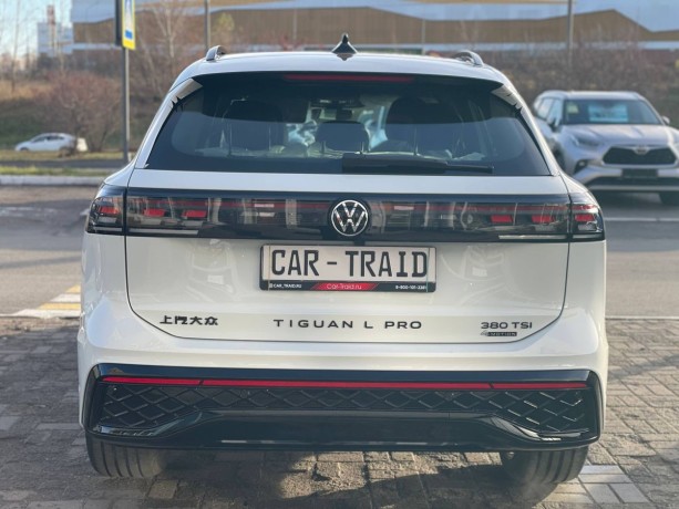 volkswagen-tiguan-20-l-2025-g-big-5