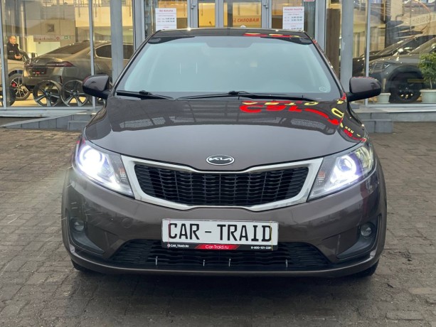 kia-rio-14-l-2014-g-big-2