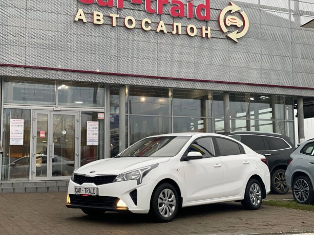 kia-rio-16-l-2021-g-big-0