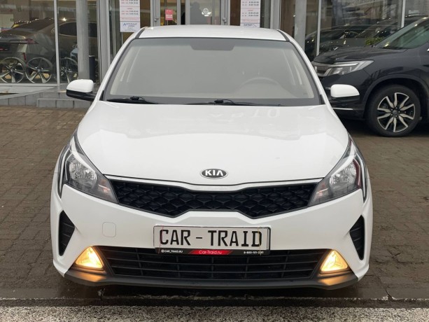 kia-rio-16-l-2021-g-big-2