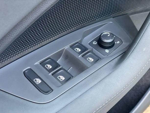 volkswagen-tiguan-20-l-2025-g-big-7