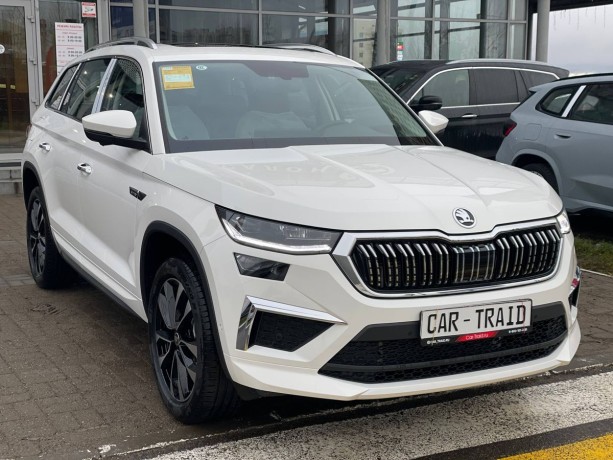 skoda-kodiaq-20-l-2025-g-big-3